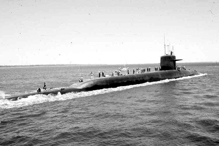 USS Casimir Pulaski (SSBN 633) USS Casimir Pulaski (SSBN 633)